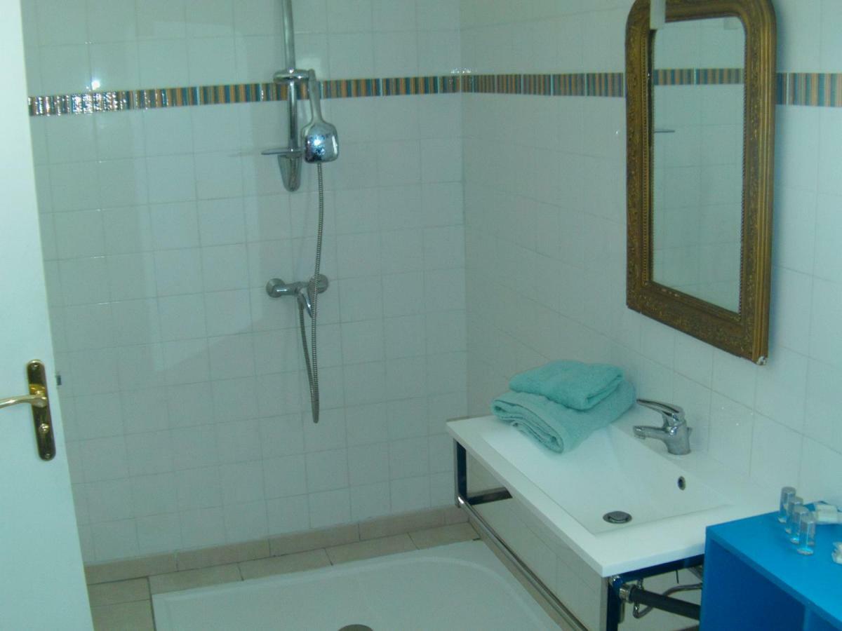 Apartment De